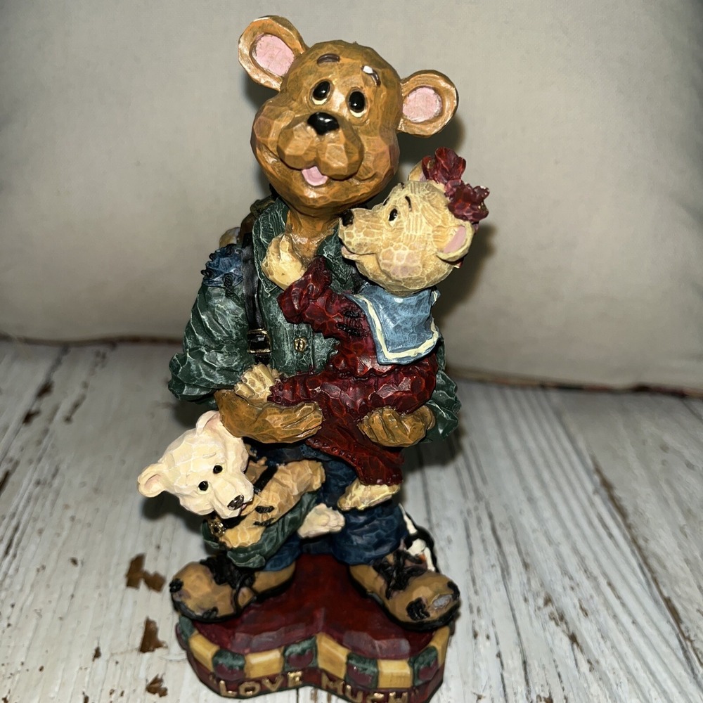 Boyds Collection Chester Bigheart...Much Love Premiere Carvers Choice Collection